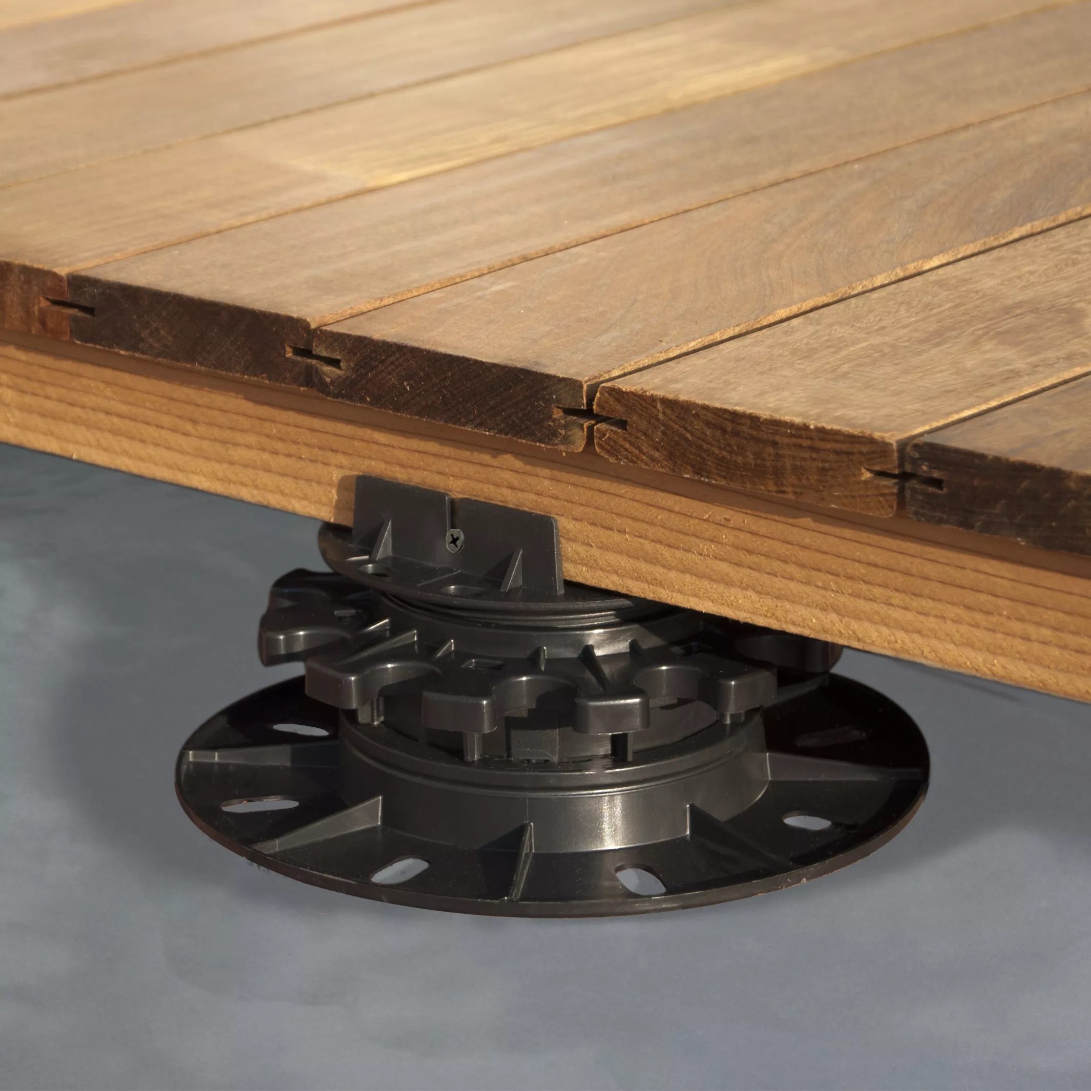 Blooma Deck Riser (L) 35mm, Pack Of 10 1 Blooma Deck Riser (L) 35mm, Pack Of 10