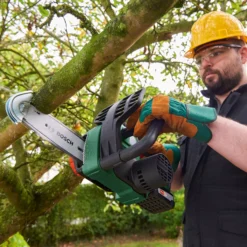 Bosch Power For All UniversalChain18 Cordless Chainsaw 8 Bosch Power For All UniversalChain18 Cordless Chainsaw -Garden Tool Store bosch power for all universalchain18 cordless chainsaw3165140925662 04bq