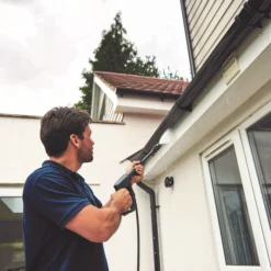 Bosch Universal Aquatak 135 KIT Corded Pressure Washer 1.9kW Universal Aquatak 135 KIT -Garden Tool Store bosch universal aquatak 135 kit corded pressure washer 1 9kw universal aquatak 135 kit4059952583624 07i bq