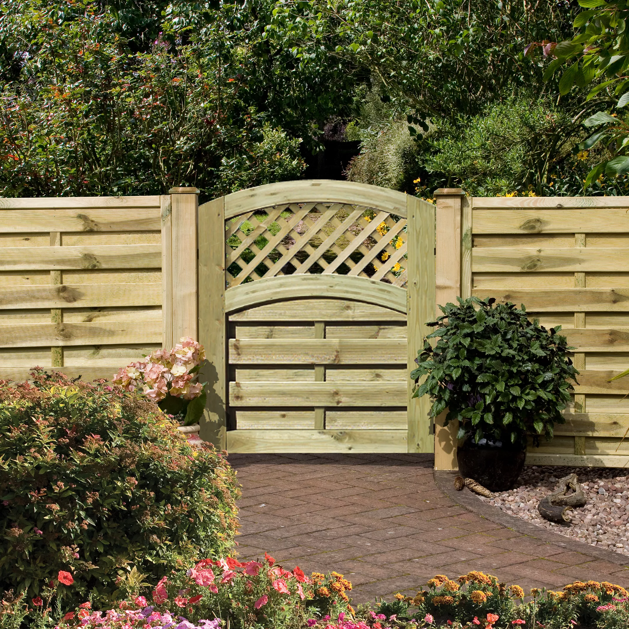 Grange Woodbury Timber Gate, (H)0.99m (W)0.9m 2 Grange Woodbury Timber Gate, (H)0.99m (W)0.9m - Image 2