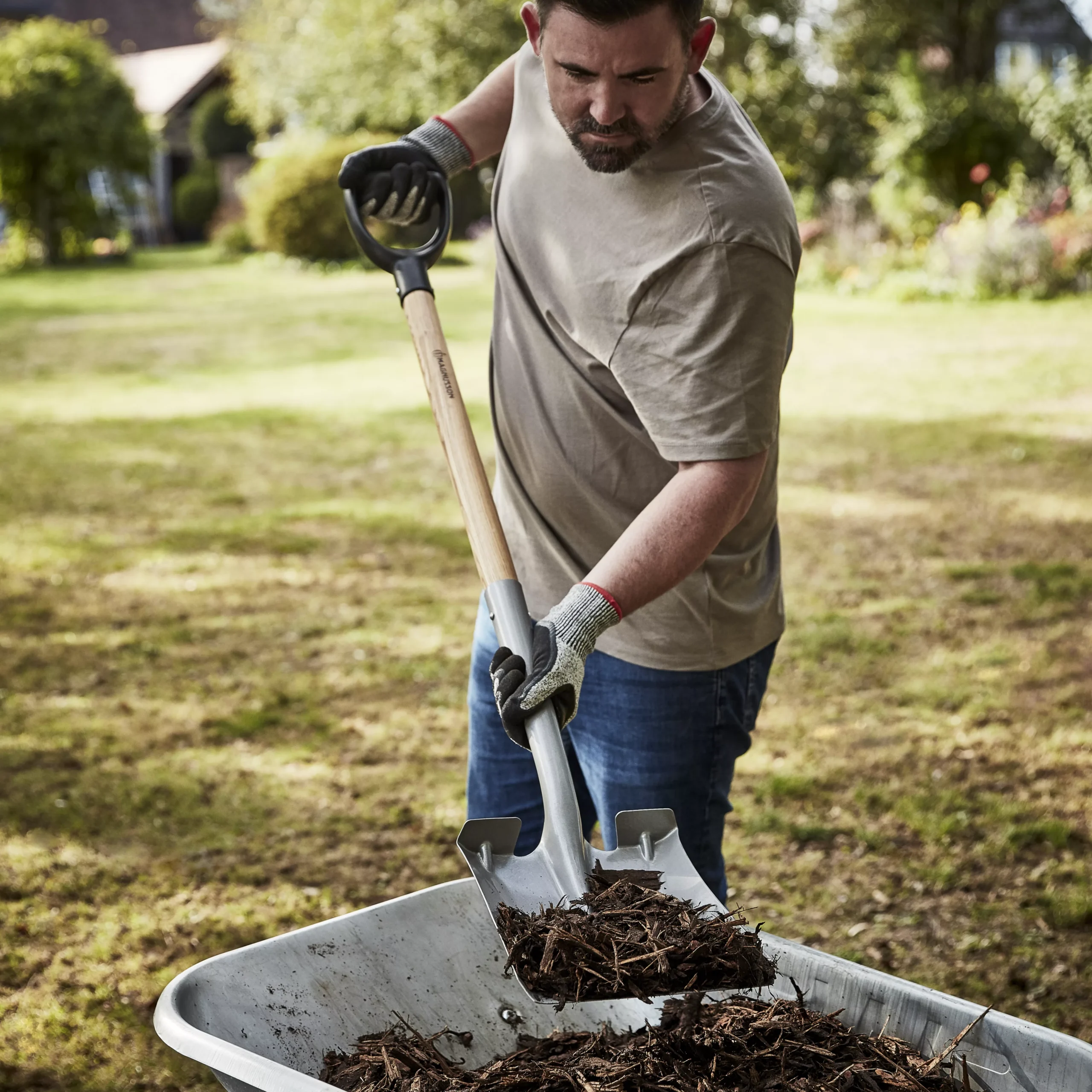 Magnusson Wooden Square D Handle Shovel 5 Magnusson Wooden Square D Handle Shovel - Image 5