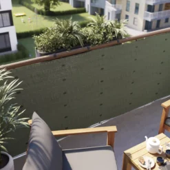 Woven Breeze Green Polyethylene (PE) Garden Screen (H)1m (W)3m 11 Woven Breeze Green Polyethylene (PE) Garden Screen (H)1m (W)3m -Garden Tool Store woven breeze green polyethylene pe garden screen h 1m w 3m5059340672649 01i